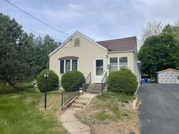 706 Jackson Street , Prophetstown, IL 61277