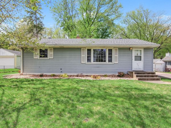 364 Meadow Lane, Woodbury, MN 55125