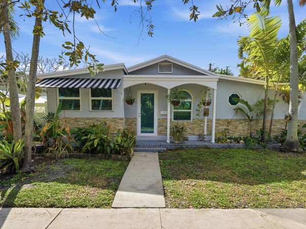 1610 NE 7th Street, Fort Lauderdale, FL 33304