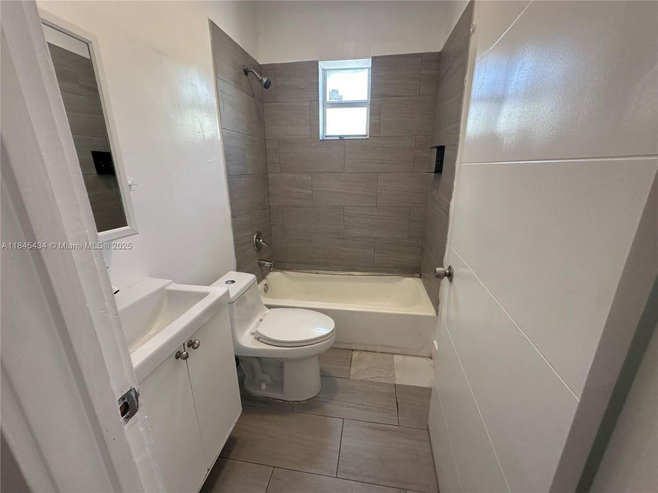 267 NW 33rd Street, Unit 1, Miami, FL 33127 Photo