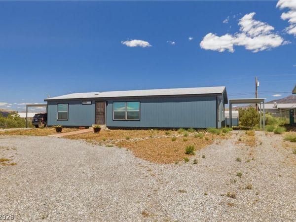 840 E Fort Carson Road , Pahrump, NV 89060