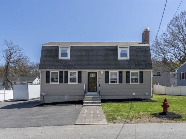 185 Eighteenth St, Lowell, MA 01850