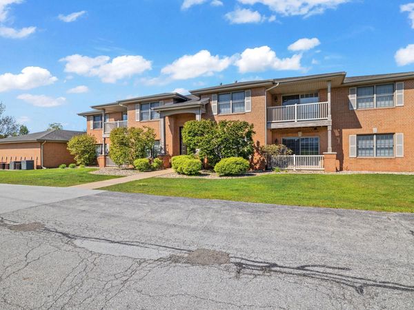 9831 Wildwood Circle , Munster, IN 46321