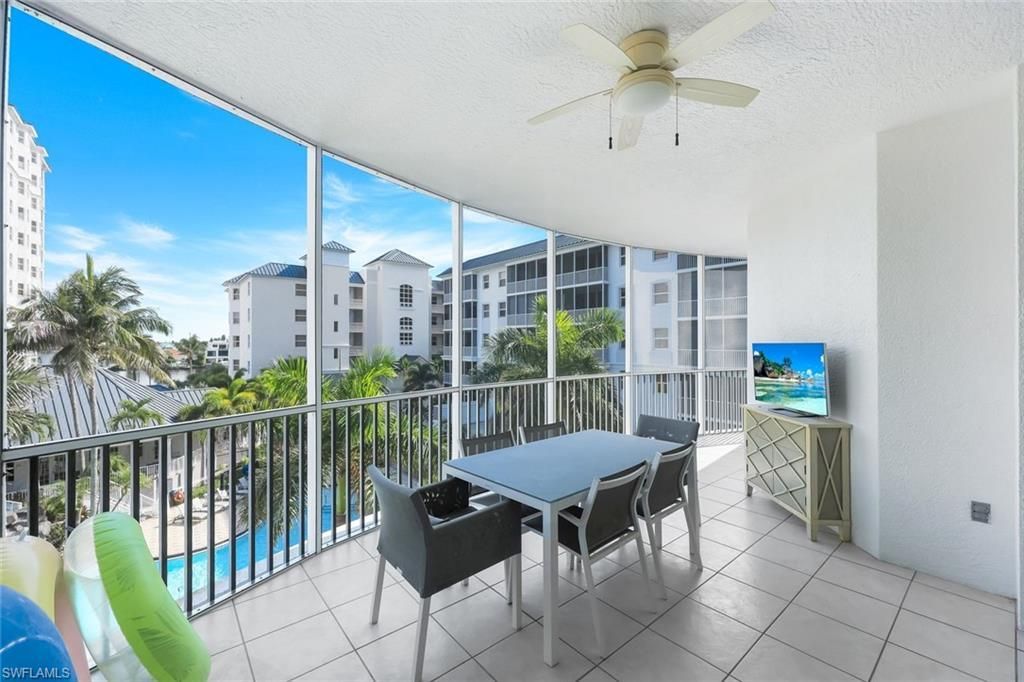 470 Launch Cir , Unit 403, Naples, FL 34108 Photo
