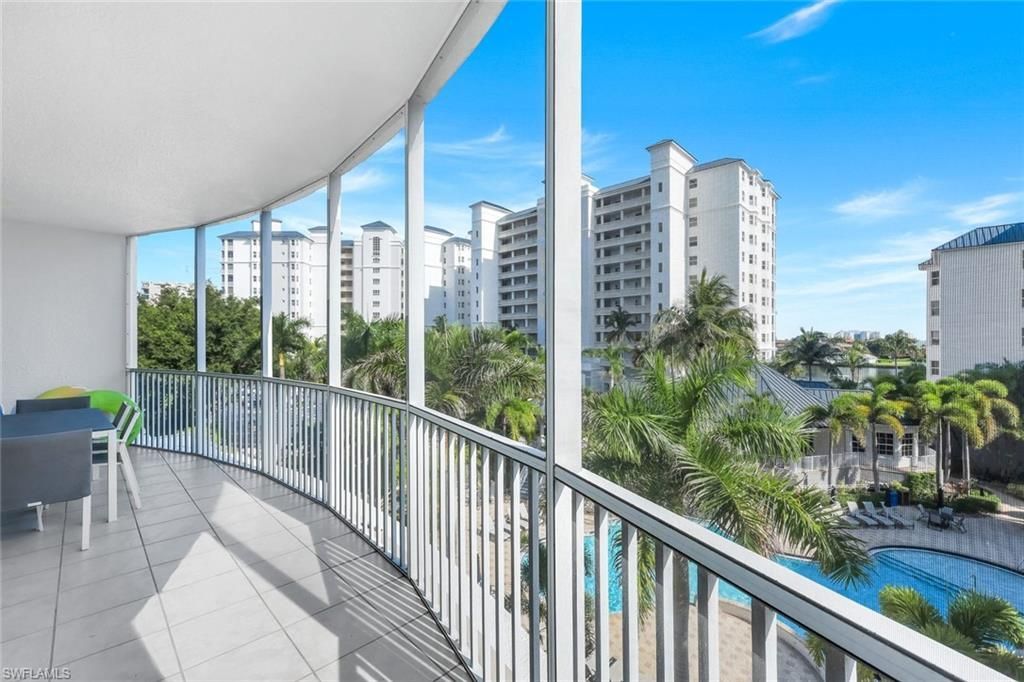 470 Launch Cir , Unit 403, Naples, FL 34108 Photo