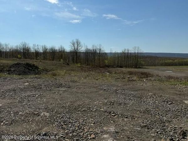 125 Osprey Lane, Archbald, PA 18403