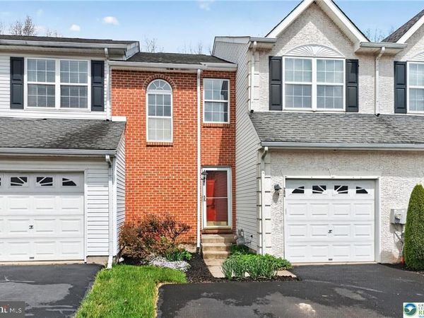 204 HAMPSHIRE DRIVE , SELLERSVILLE, PA 18960