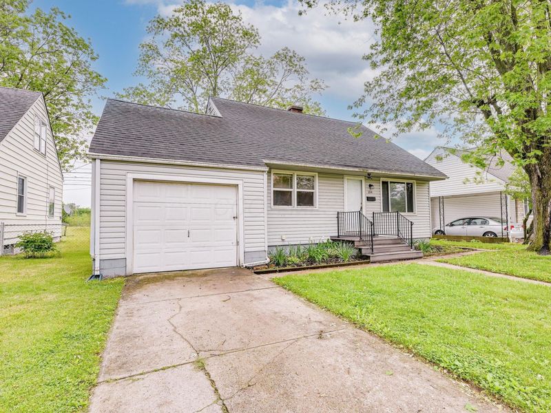 3314 Dresden Street, Columbus, OH 43224 Photo 2