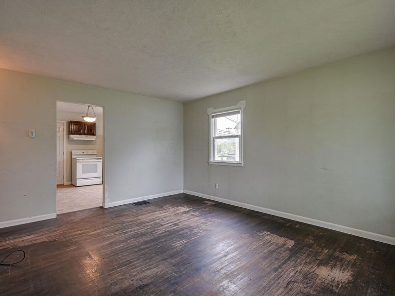 3314 Dresden Street, Columbus, OH 43224 Photo 5
