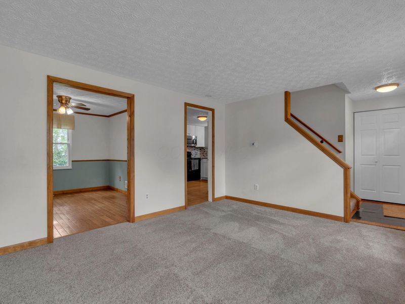 5659 Montevideo Road , Westerville, OH 43081 Photo 6