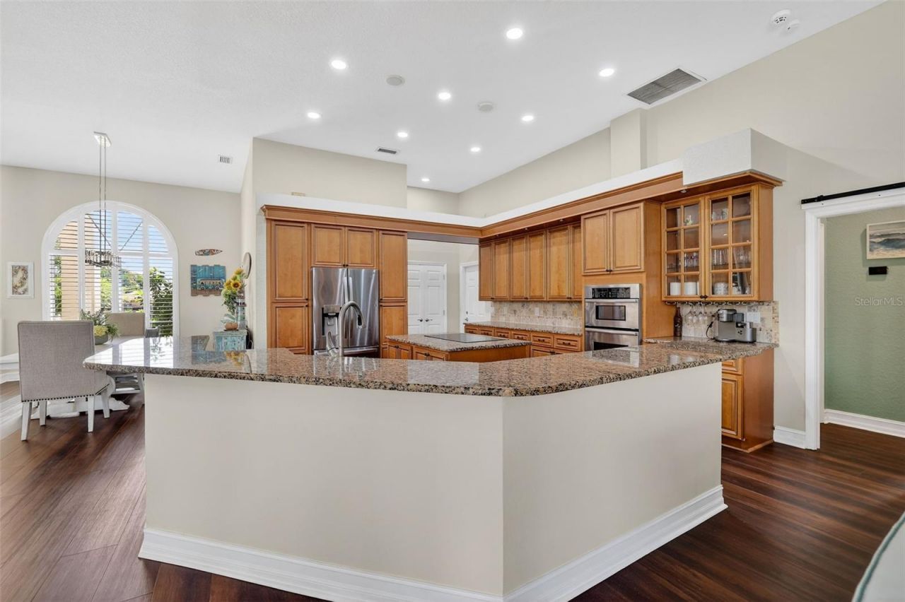 5909 Skimmer Point Boulevard S, Gulfport, FL 33707 Photo