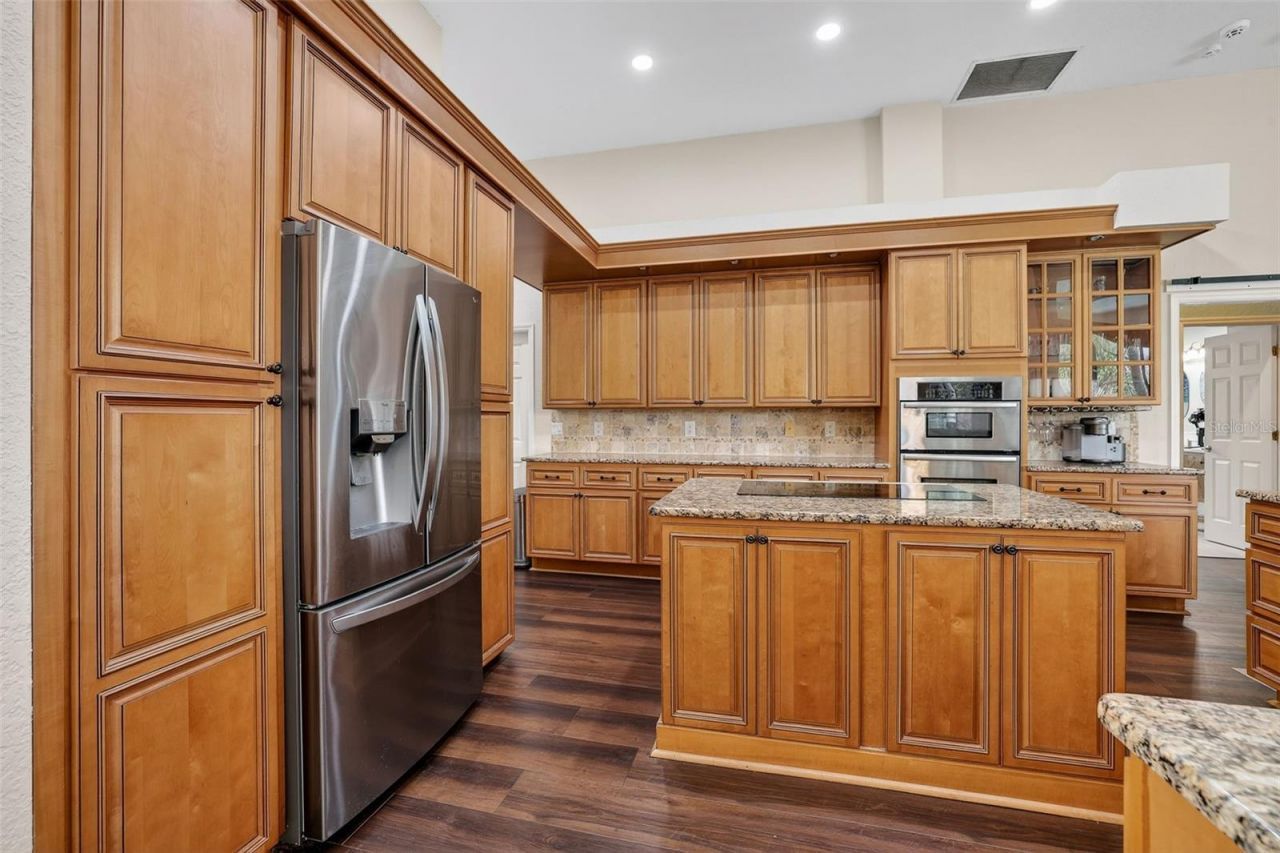 5909 Skimmer Point Boulevard S, Gulfport, FL 33707 Photo