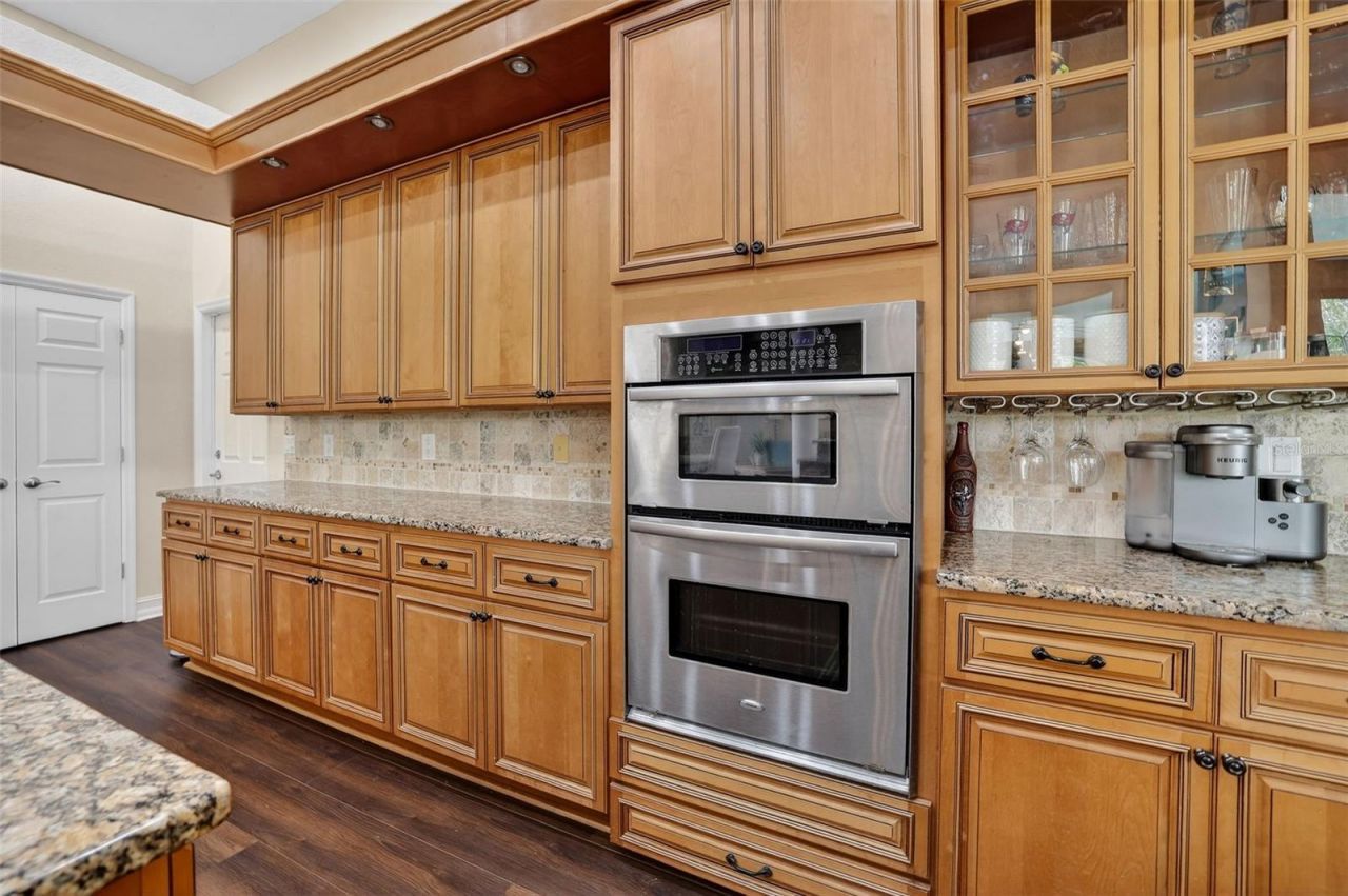 5909 Skimmer Point Boulevard S, Gulfport, FL 33707 Photo