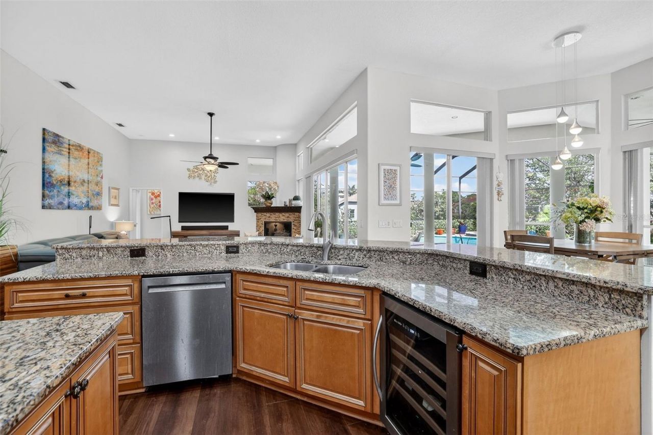 5909 Skimmer Point Boulevard S, Gulfport, FL 33707 Photo