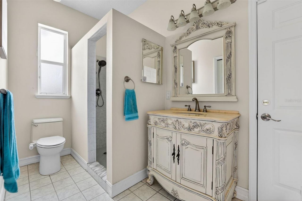 5909 Skimmer Point Boulevard S, Gulfport, FL 33707 Photo