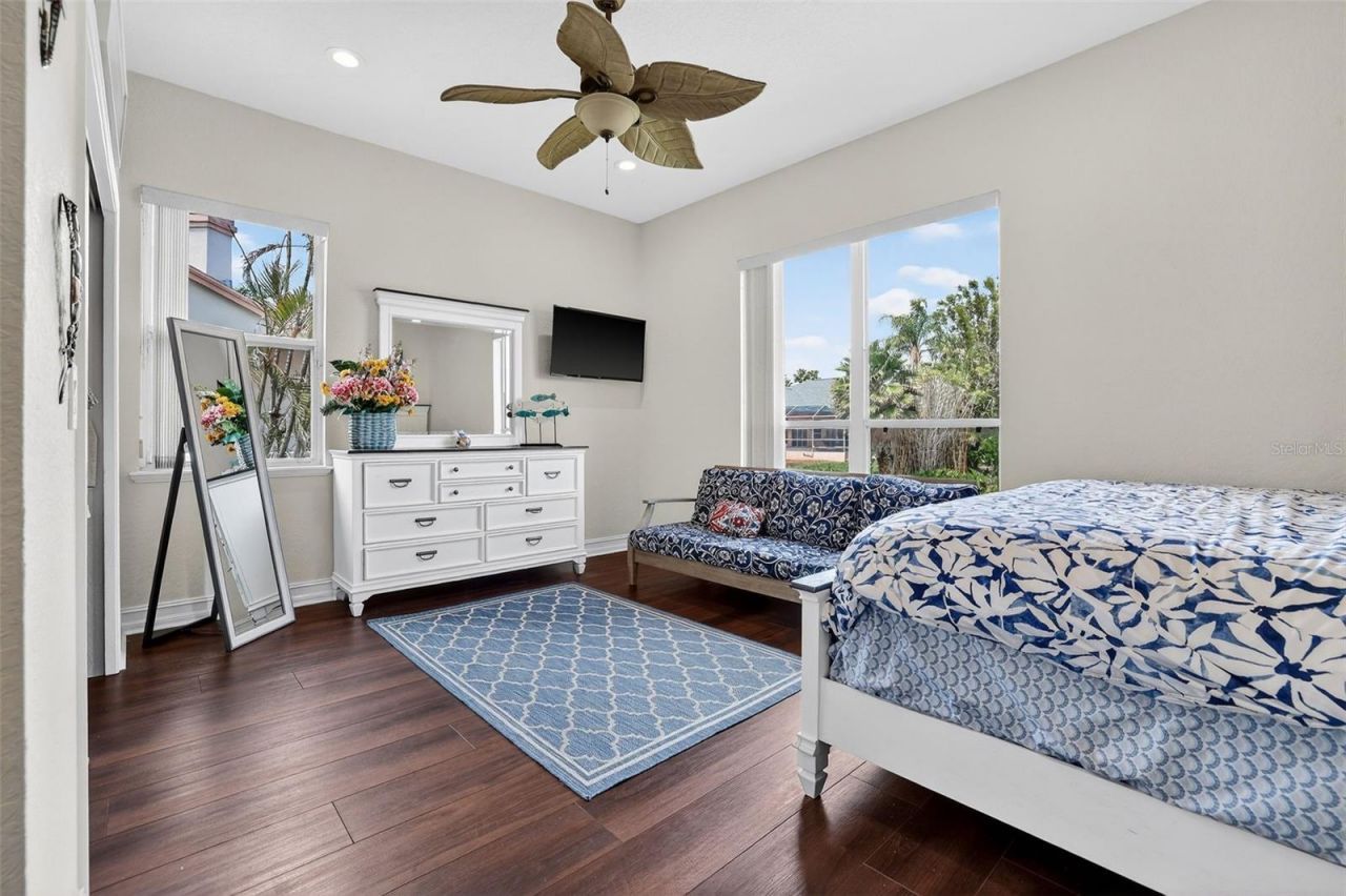 5909 Skimmer Point Boulevard S, Gulfport, FL 33707 Photo