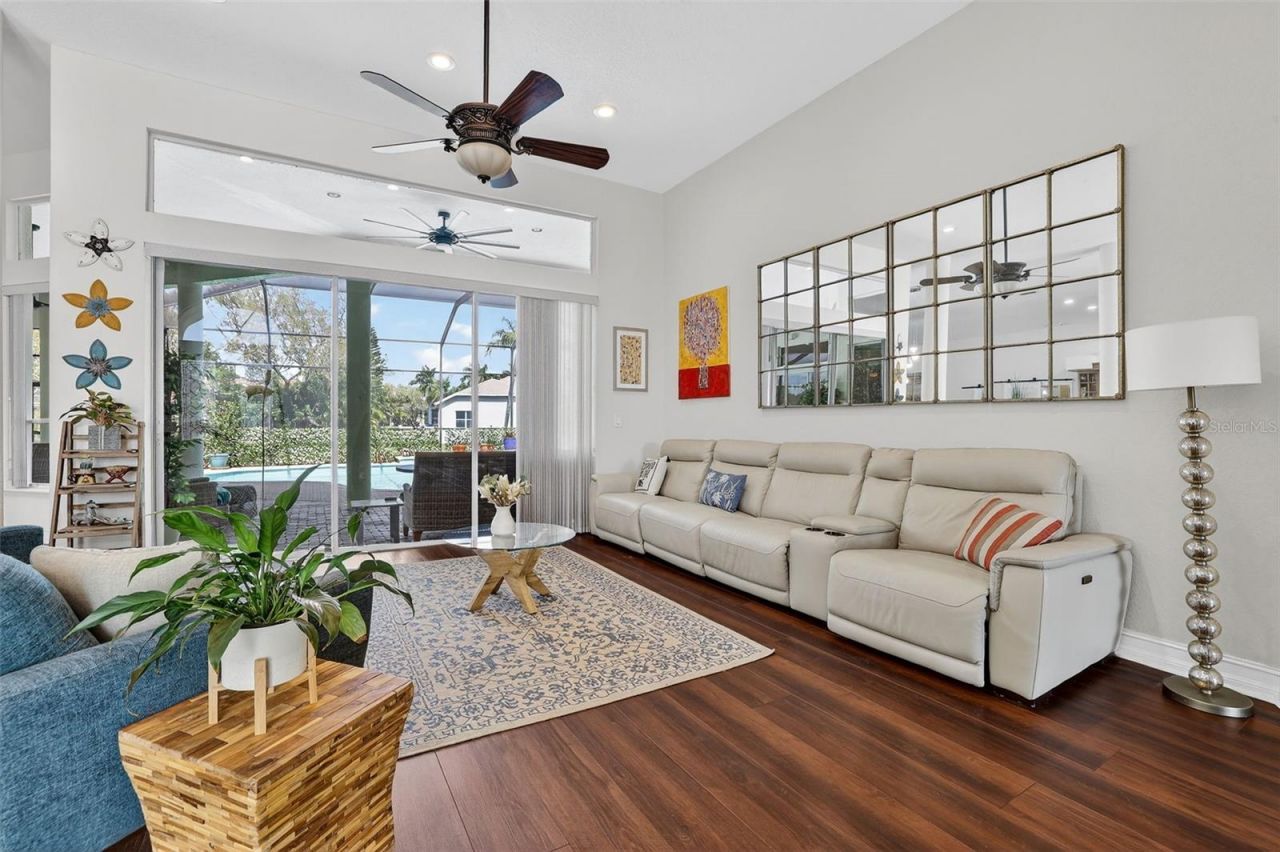 5909 Skimmer Point Boulevard S, Gulfport, FL 33707 Photo