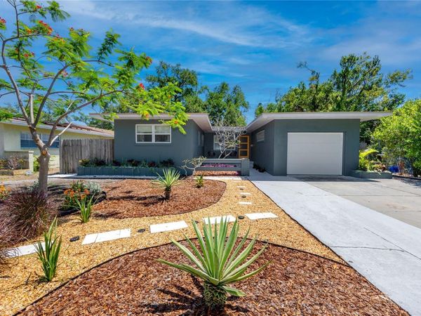 630 JASMINE WAY S, ST PETERSBURG, FL 33705