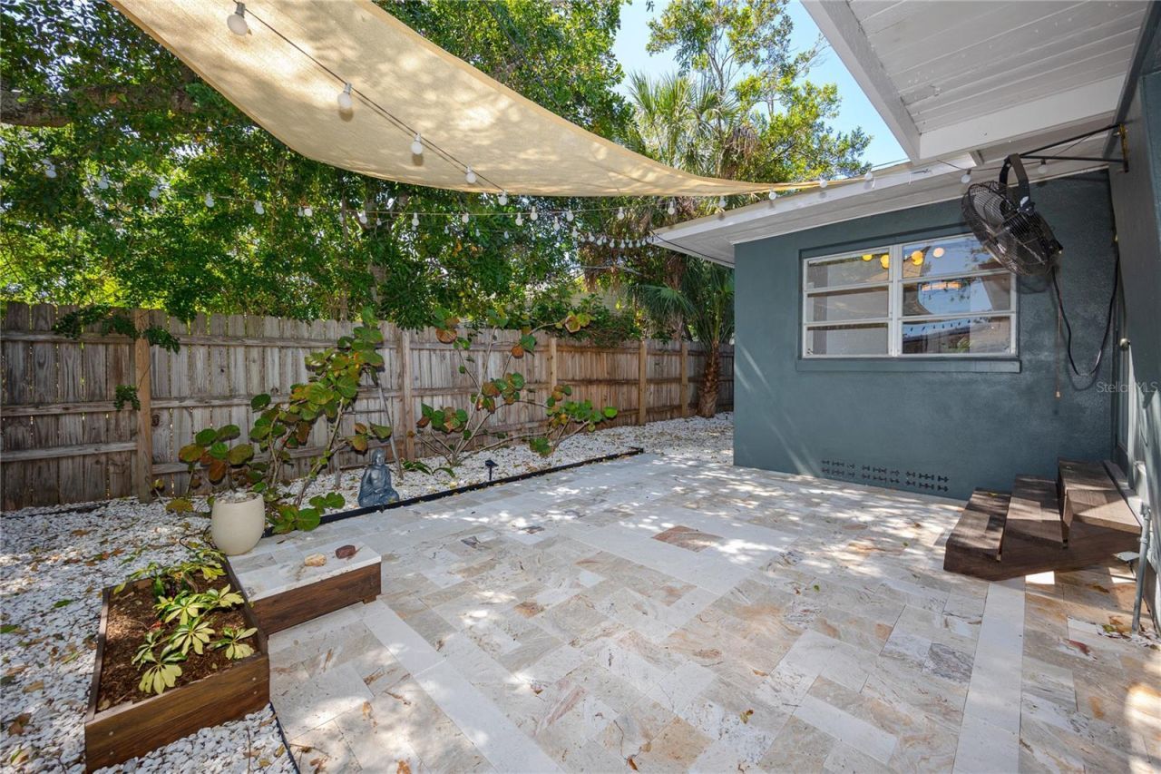 630 Jasmine Way S, Saint Petersburg, FL 33705 Photo