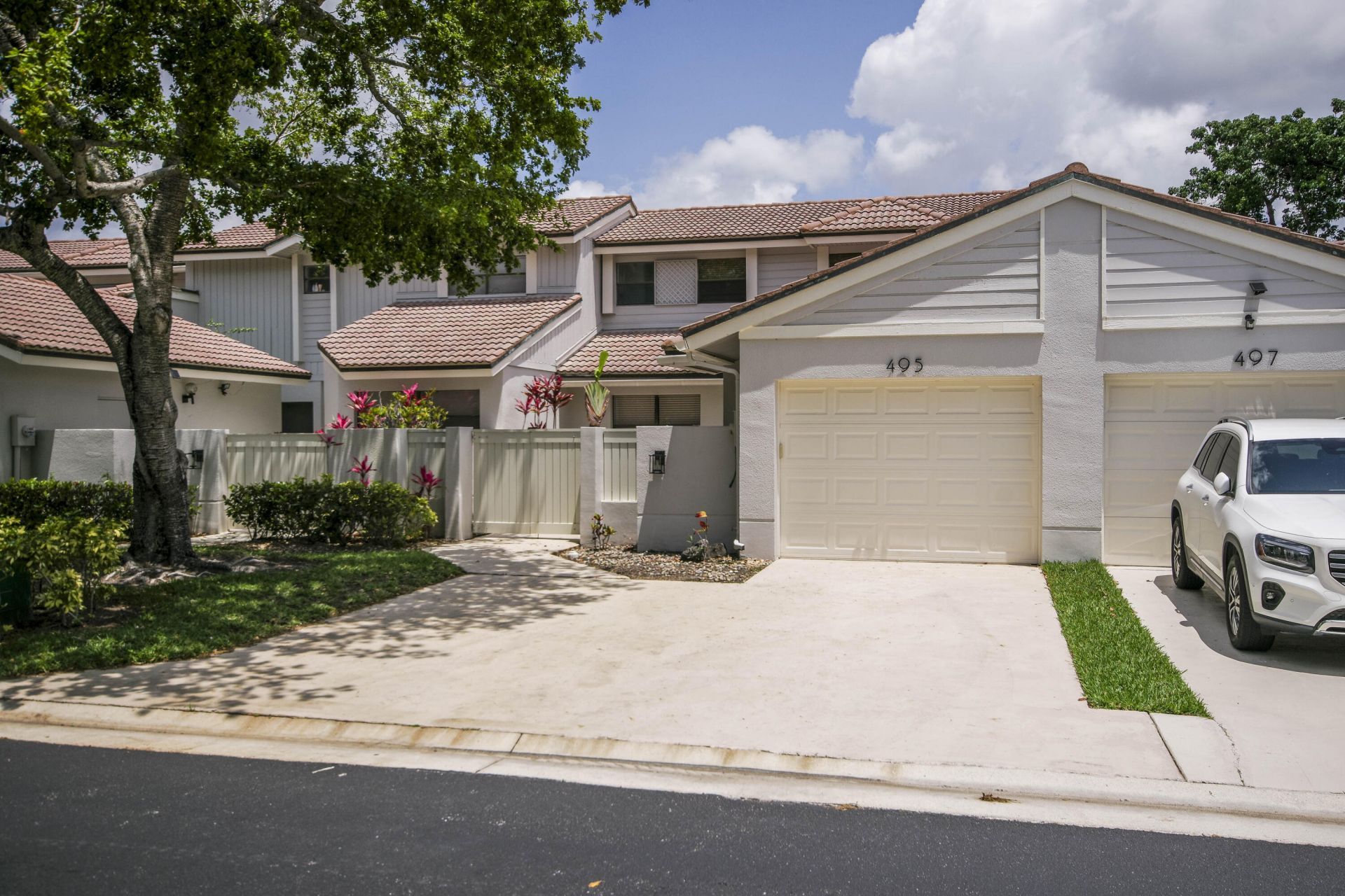 495 Prestwick Circle, Palm Beach Gardens, FL 33418 Photo