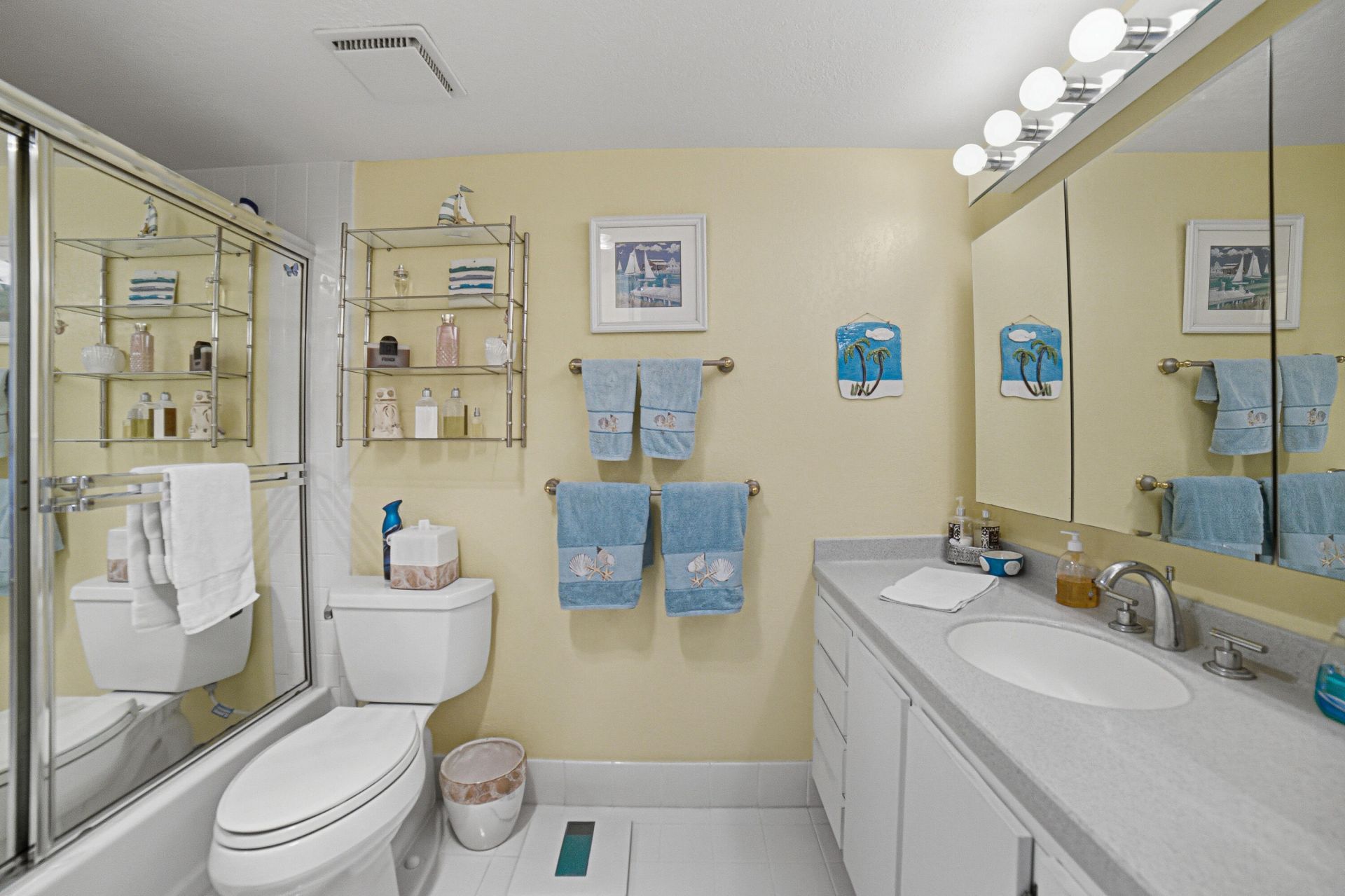 8751 Holly Court, Unit 104, Tamarac, FL 33321 Photo