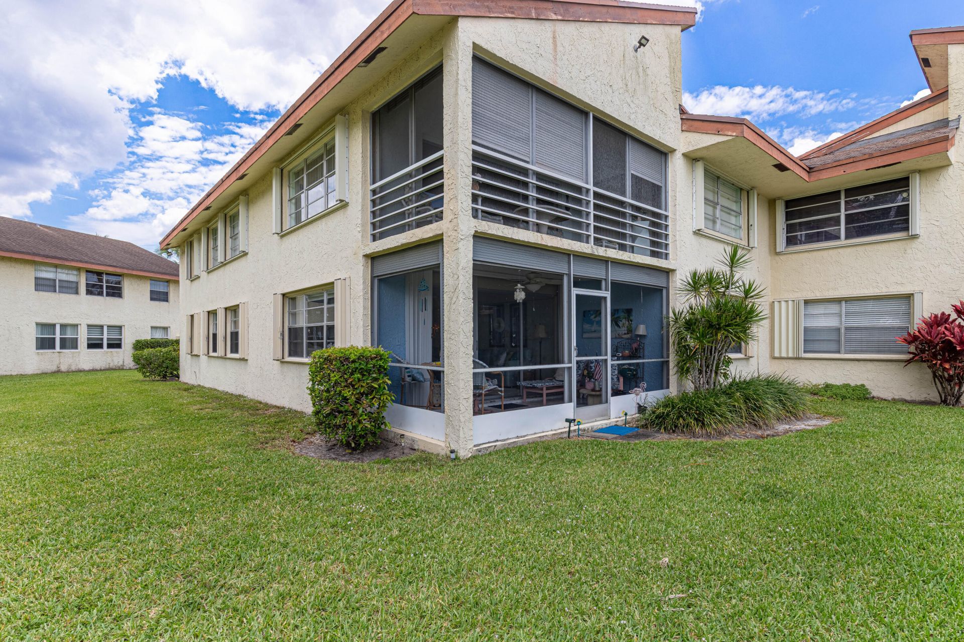 8751 Holly Court, Unit 104, Tamarac, FL 33321 Photo