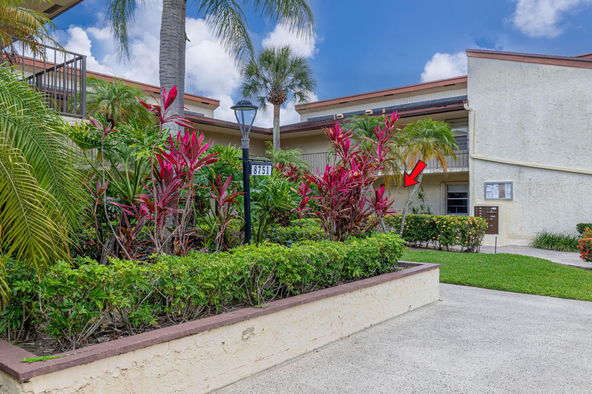 8751 Holly Court, Unit 104, Tamarac, FL 33321 Photo