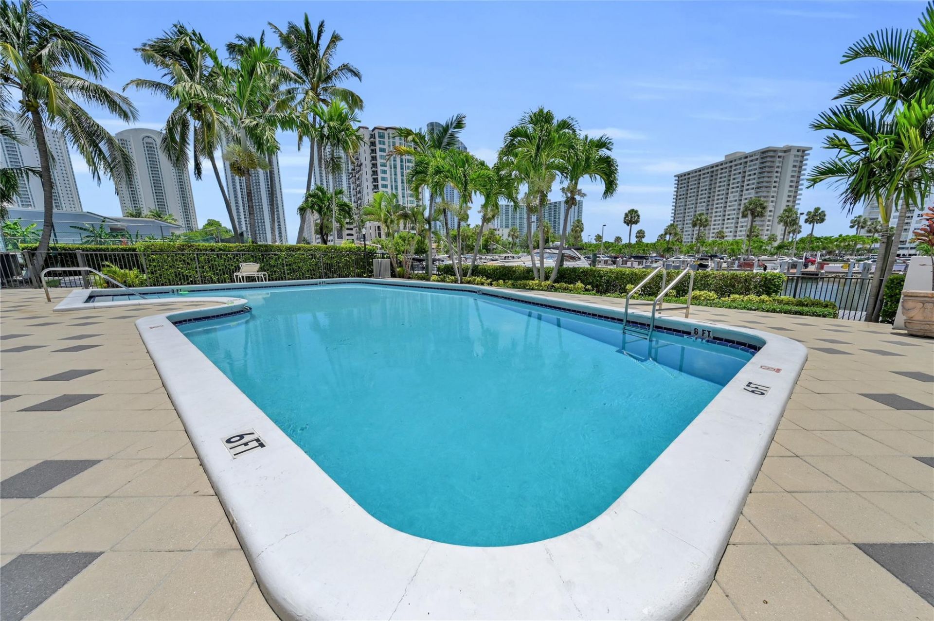 314 Poinciana Drive, Unit 806, Sunny Isles Beach, FL 33160 Photo