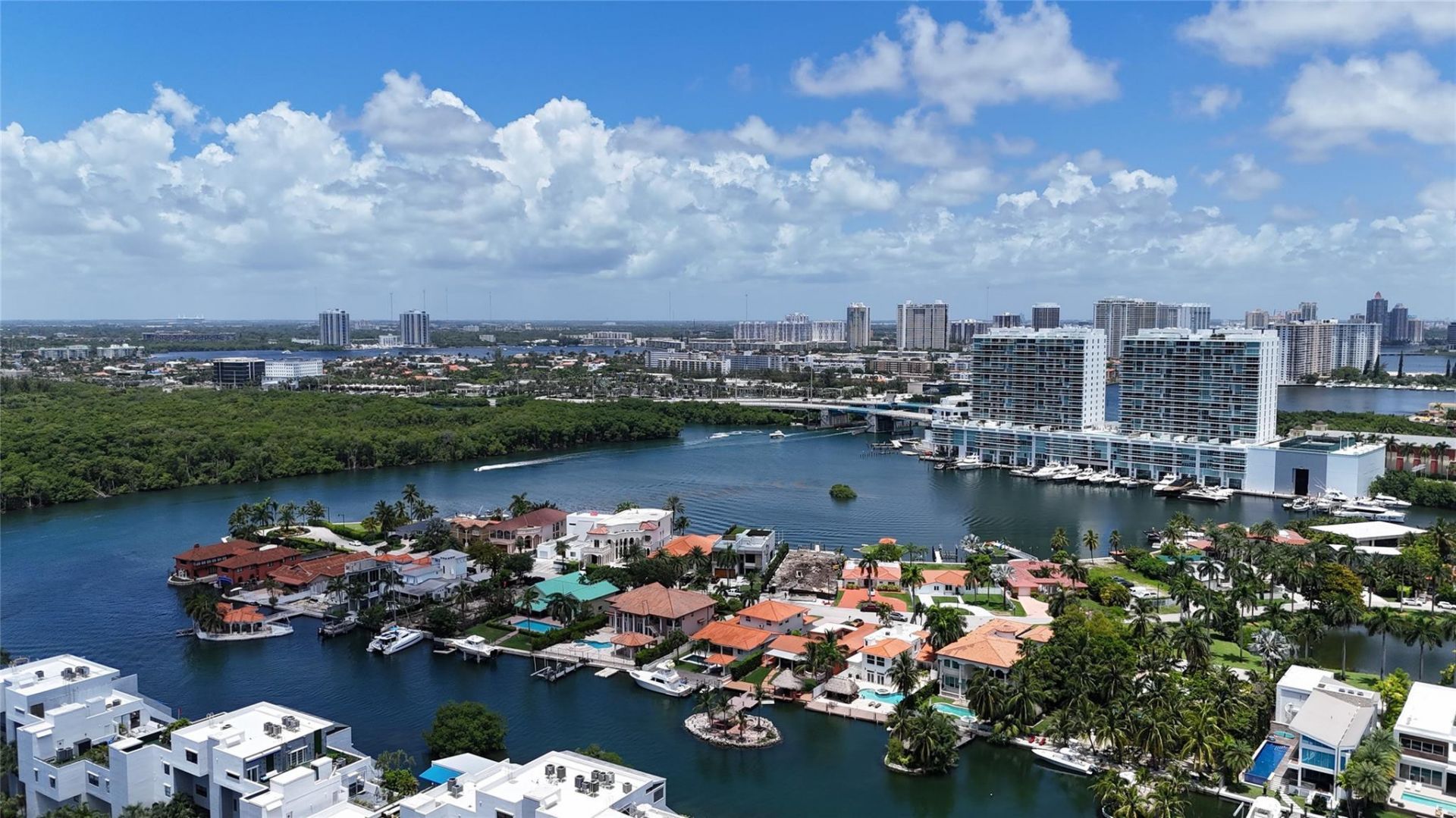 314 Poinciana Drive, Unit 806, Sunny Isles Beach, FL 33160 Photo
