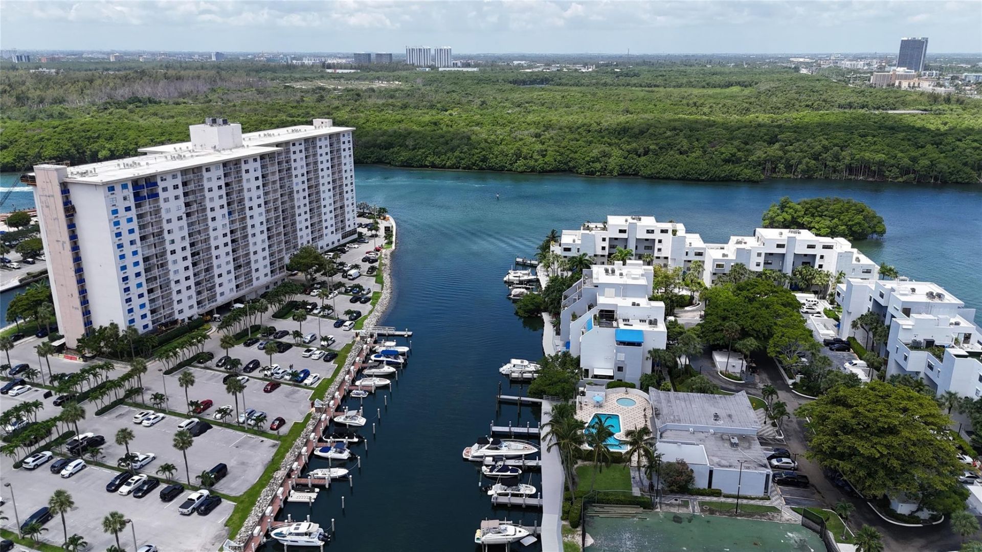 314 Poinciana Drive, Unit 806, Sunny Isles Beach, FL 33160 Photo