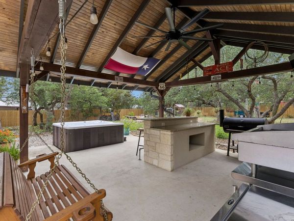 1284 Marlys, Canyon Lake, TX 78133