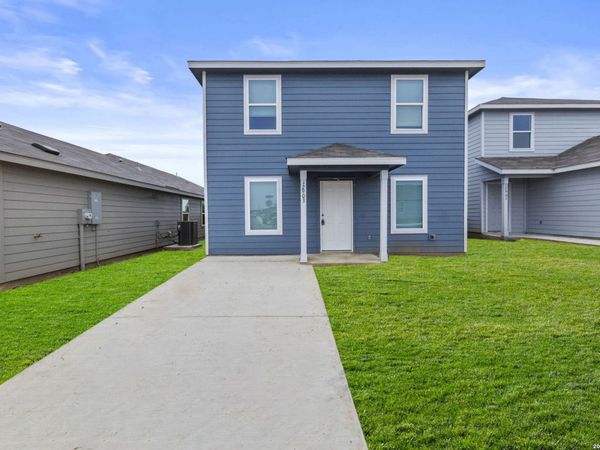 12903 Kathleen St, St Hedwig, TX 78152