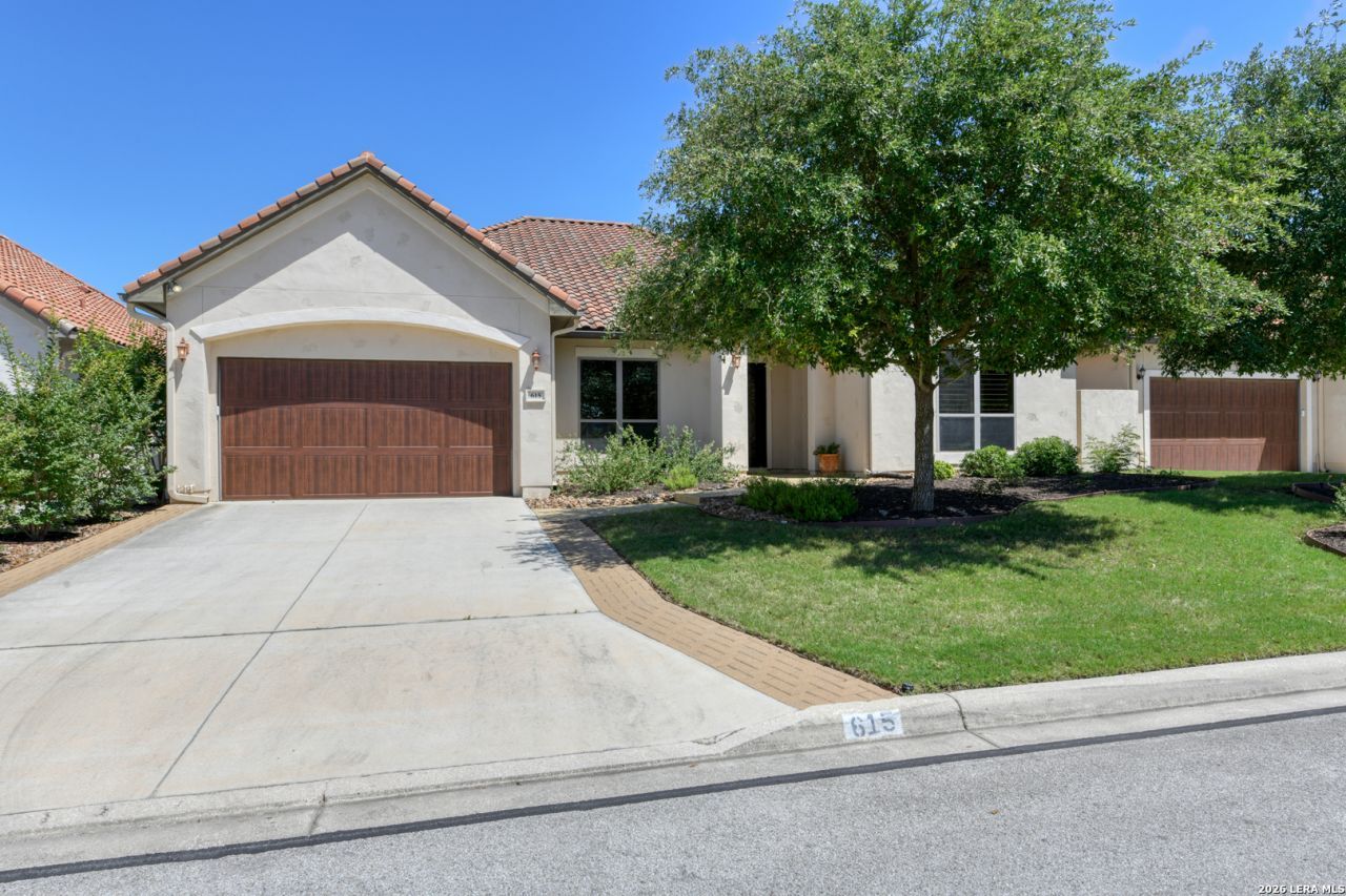 615 Geddington, Shavano Park, TX 78249 Main Photo