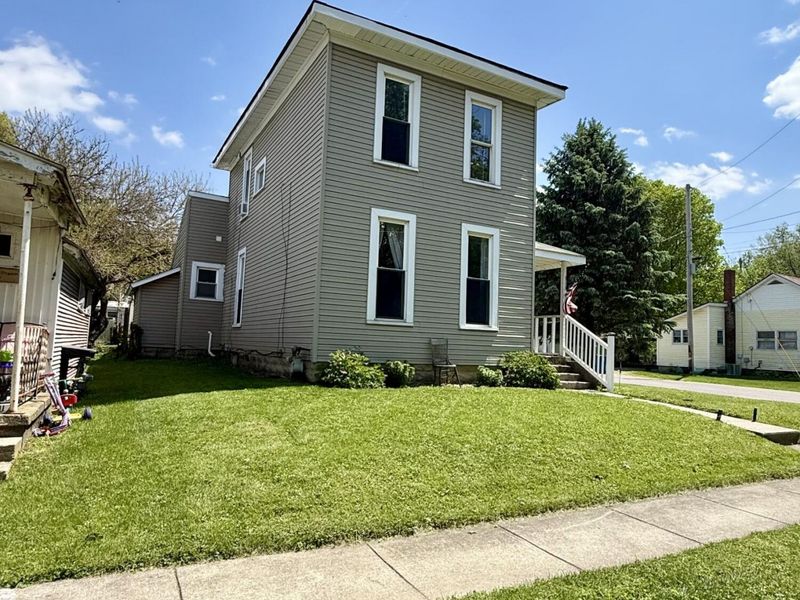 313 Plumvalley Street, Bellefontaine, OH 43311 Photo 2