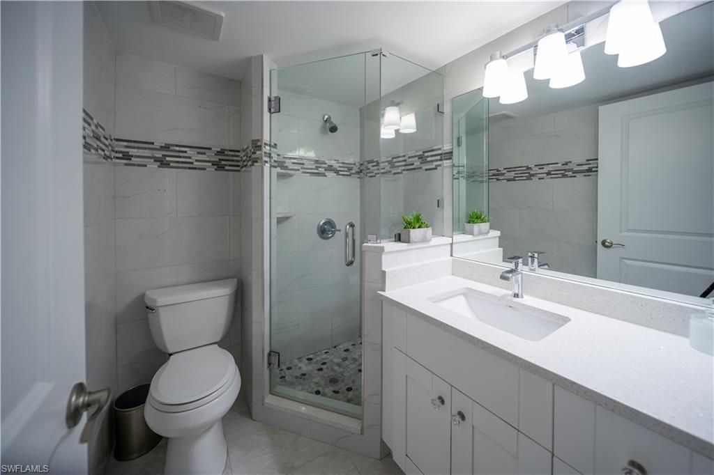 1086 Forest Lakes Dr, Unit 303, Naples, FL 34105 Photo