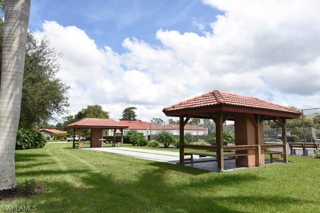 1086 Forest Lakes Dr, Unit 303, Naples, FL 34105 Photo