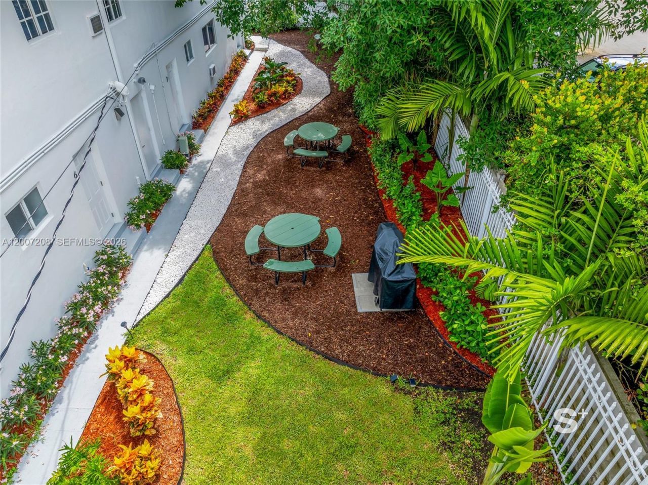 1300 NE 110th St , Miami, FL 33161 Photo
