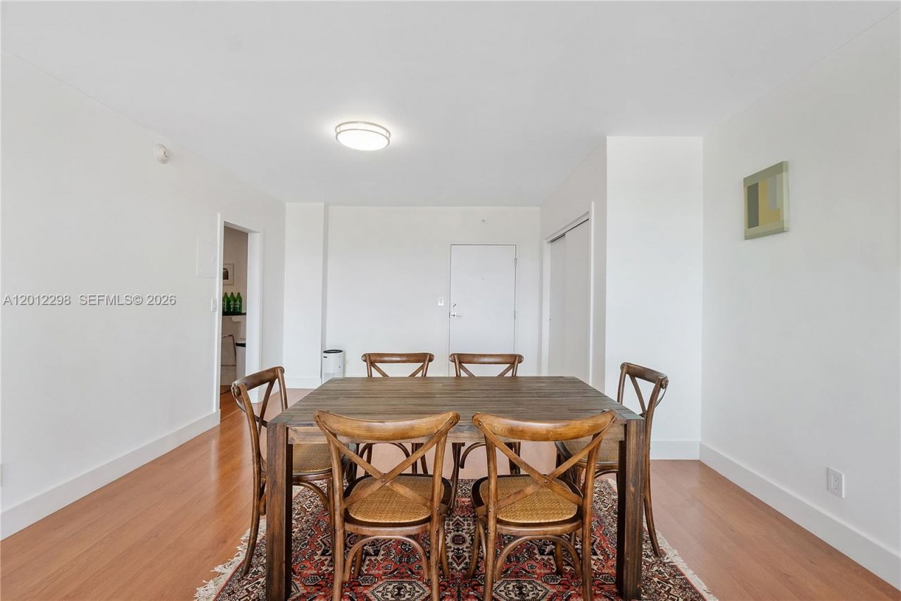 90 Edgewater, Unit PH 18, Coral Gables, FL 33133 Photo