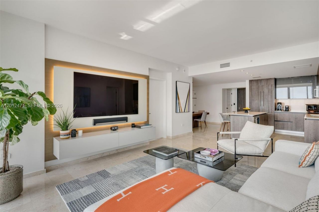 68 SE 6th St, Unit 3407, Miami, FL 33131 Photo