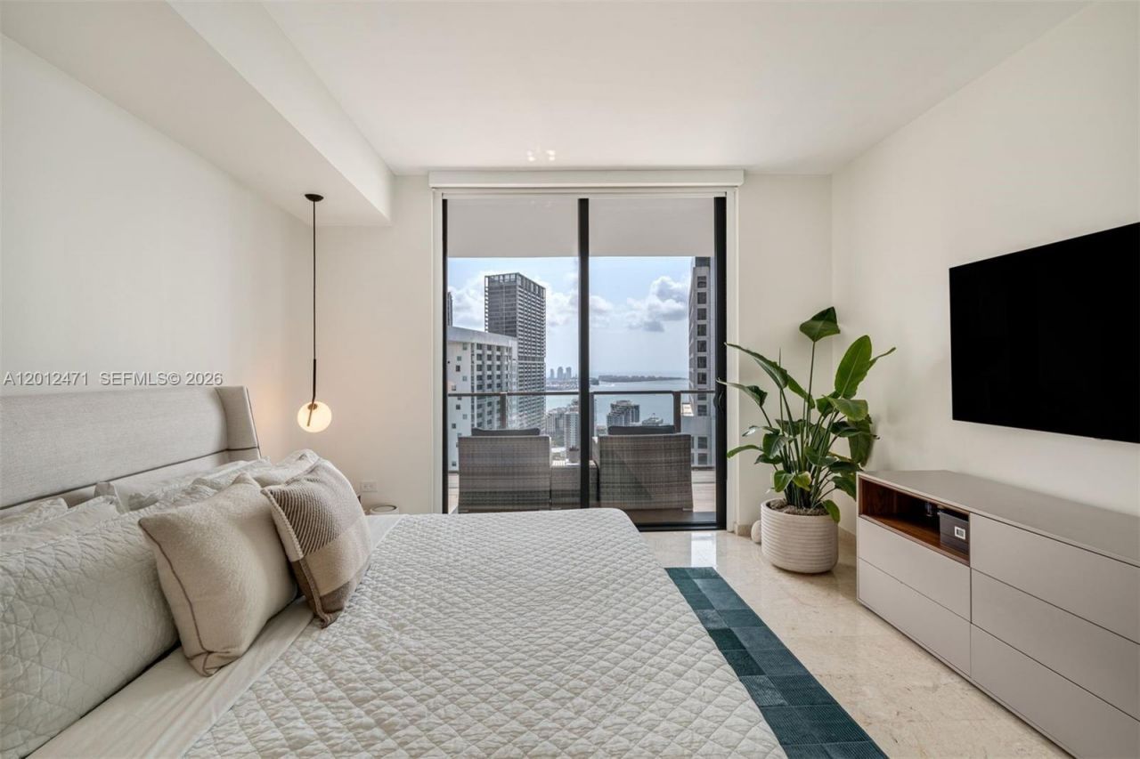 68 SE 6th St, Unit 3407, Miami, FL 33131 Photo