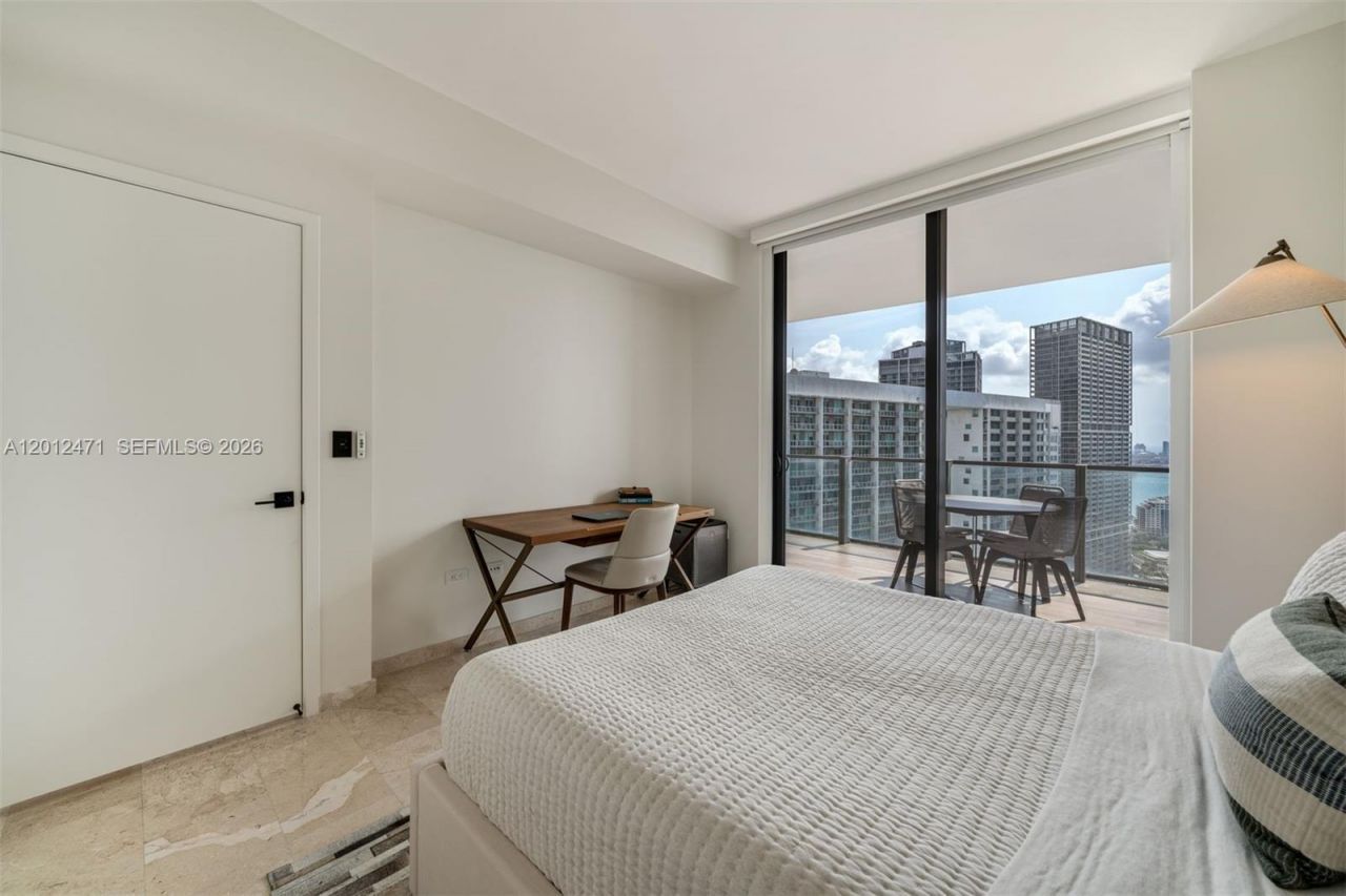 68 SE 6th St, Unit 3407, Miami, FL 33131 Photo
