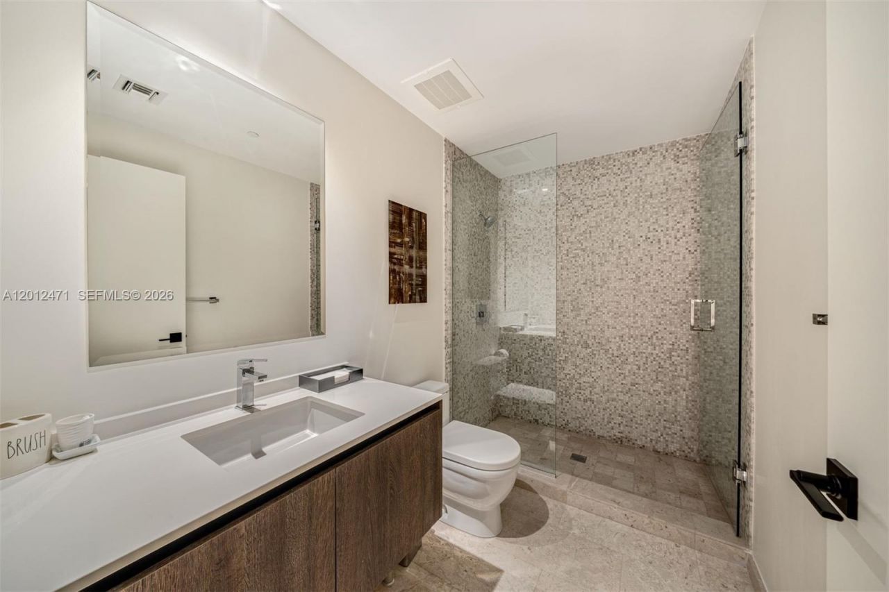 68 SE 6th St, Unit 3407, Miami, FL 33131 Photo