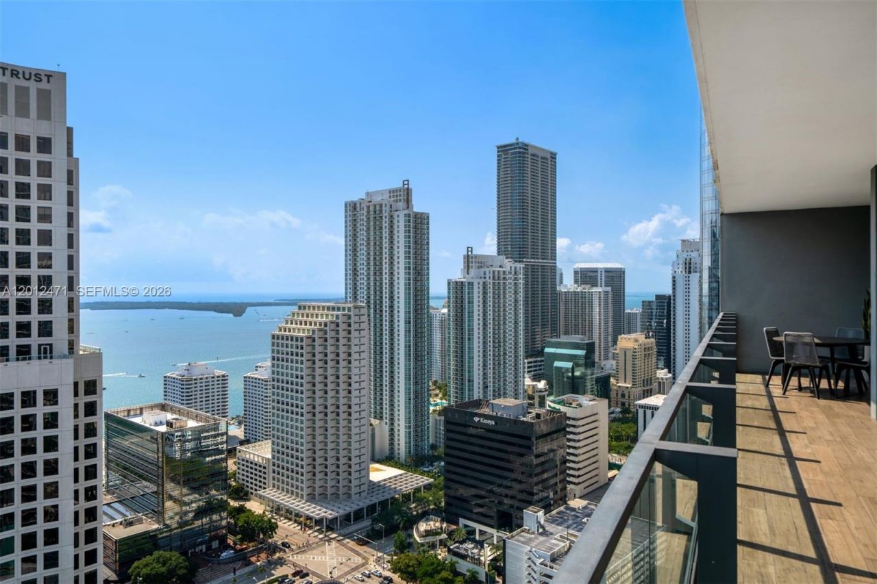 68 SE 6th St, Unit 3407, Miami, FL 33131 Photo