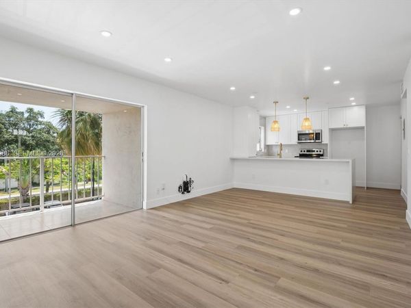 7775 SW 86th St , Unit F1-306, Miami, FL 33143