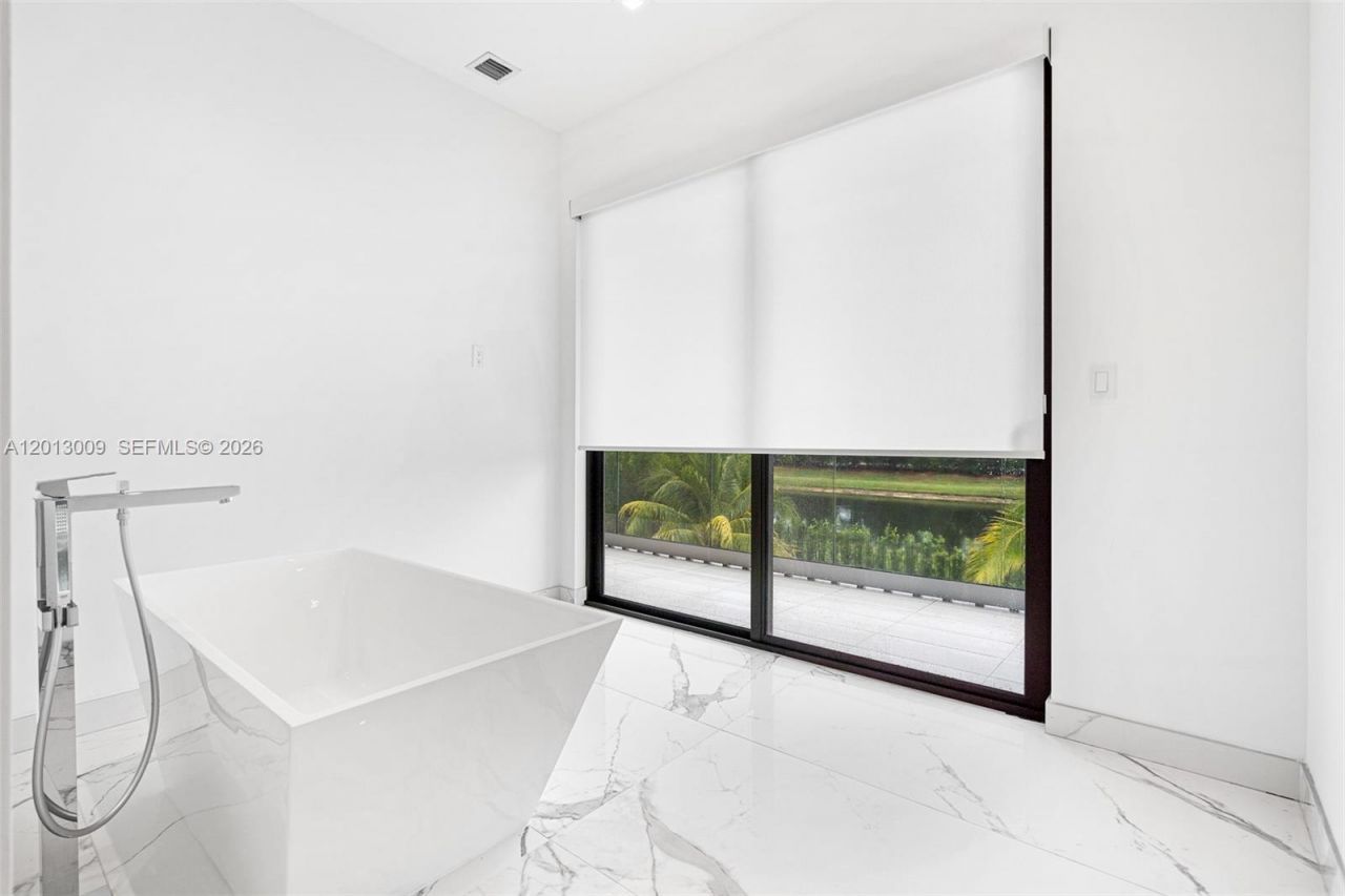 16529 N Botaniko Dr , Unit N, Weston, FL 33326 Photo