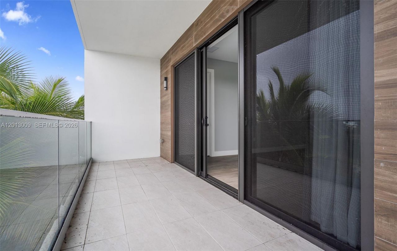 16529 N Botaniko Dr , Unit N, Weston, FL 33326 Photo