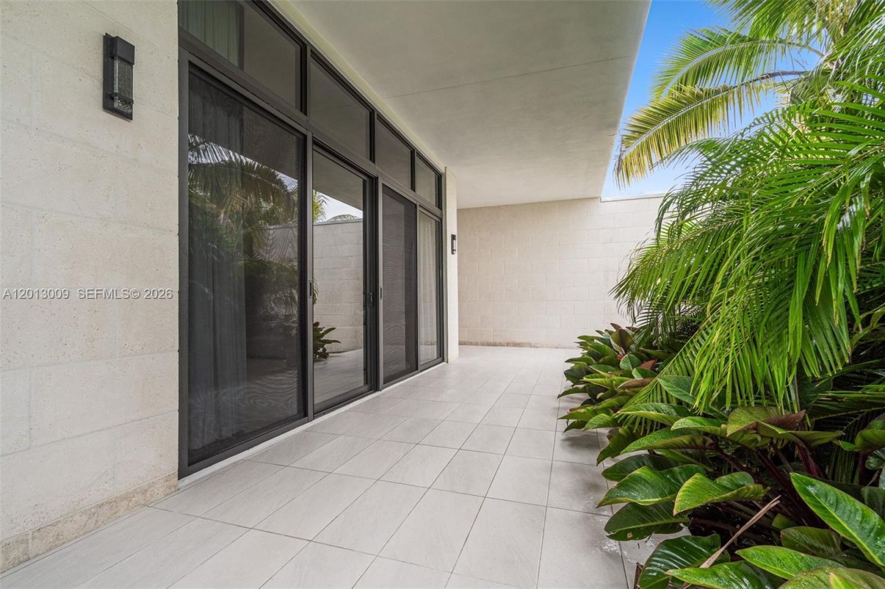 16529 N Botaniko Dr , Unit N, Weston, FL 33326 Photo