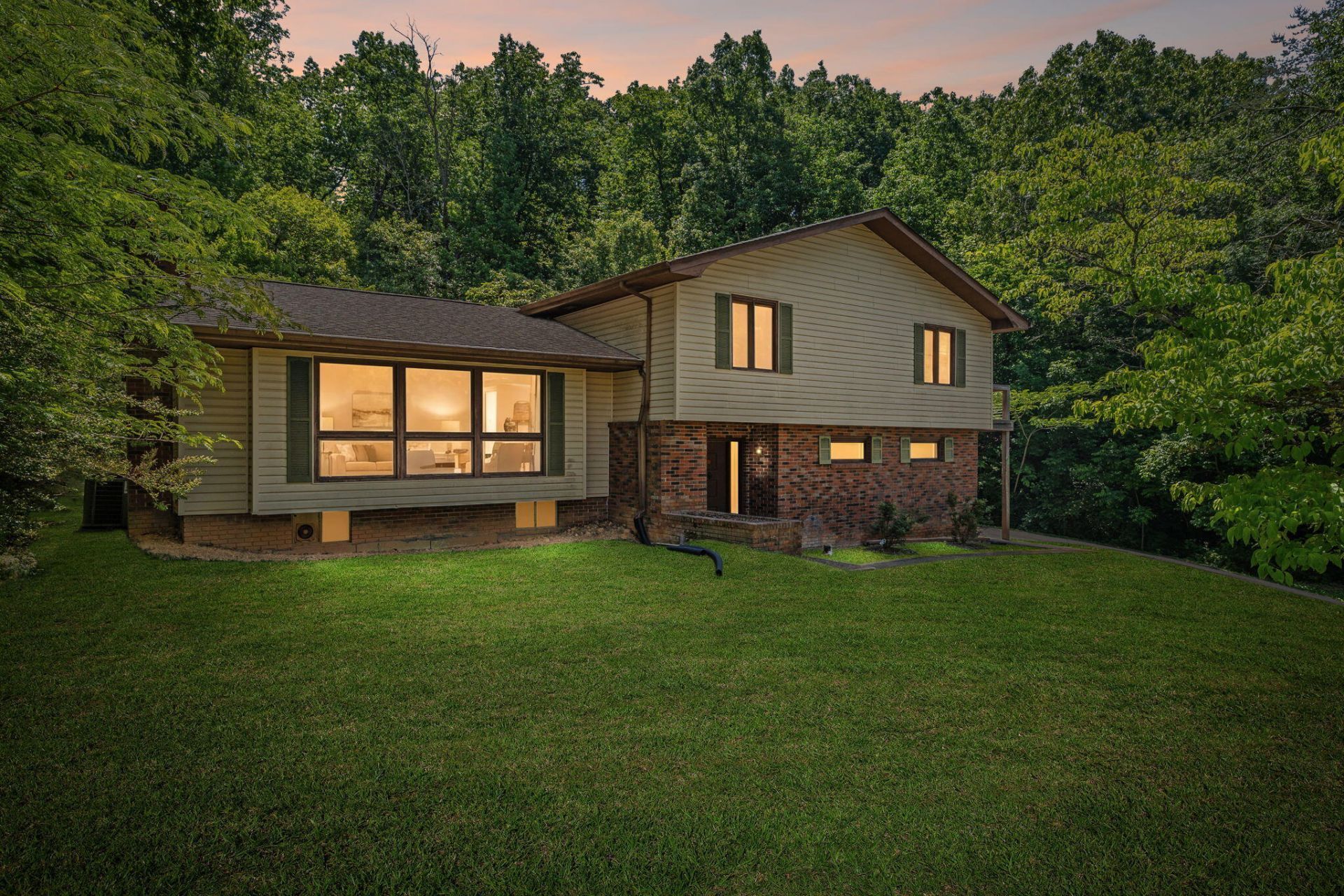3816 Pickering Avenue, Chattanooga, TN 37415 Main Photo