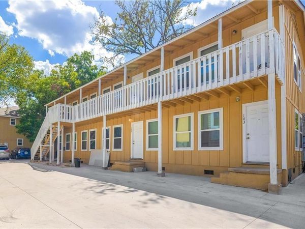 204 E 30th ST, Unit 203, Austin, TX 78705