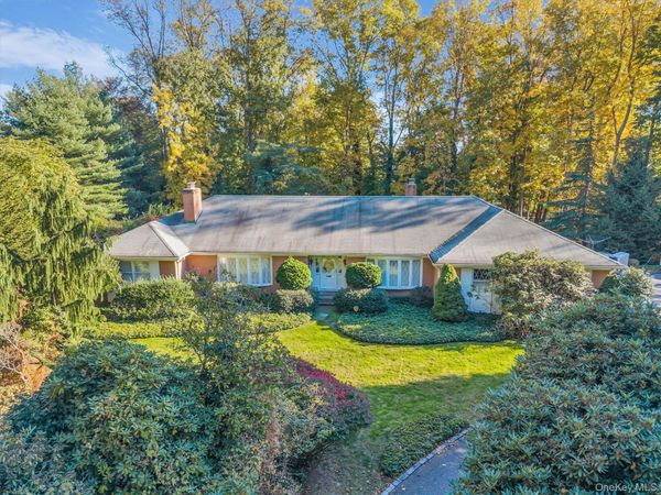 133 Old Field Road, Setauket, NY 11733